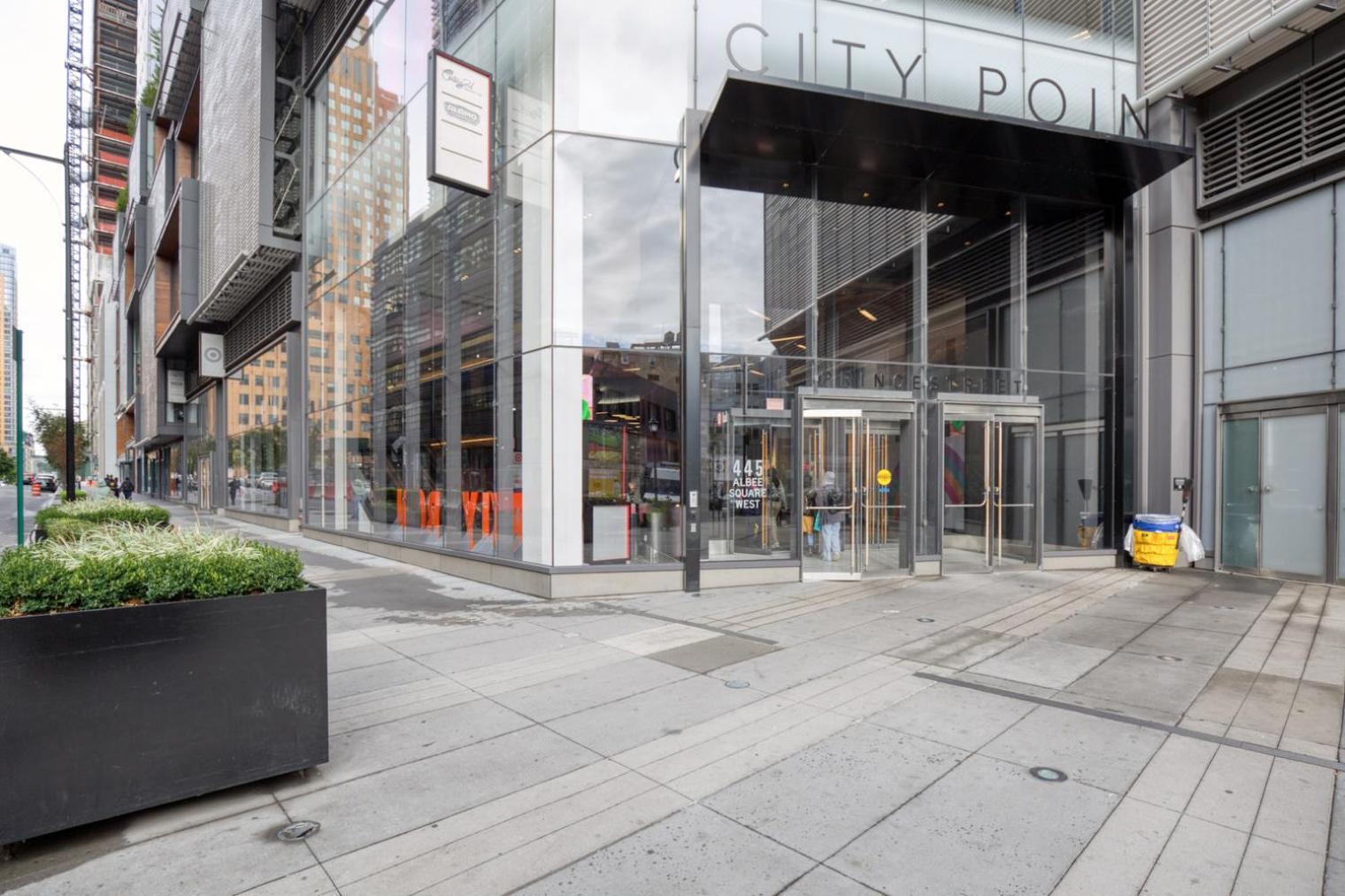Apartamento Downtown Bk 1br W Roof Gym Nr Train Nyc-698 Nova York