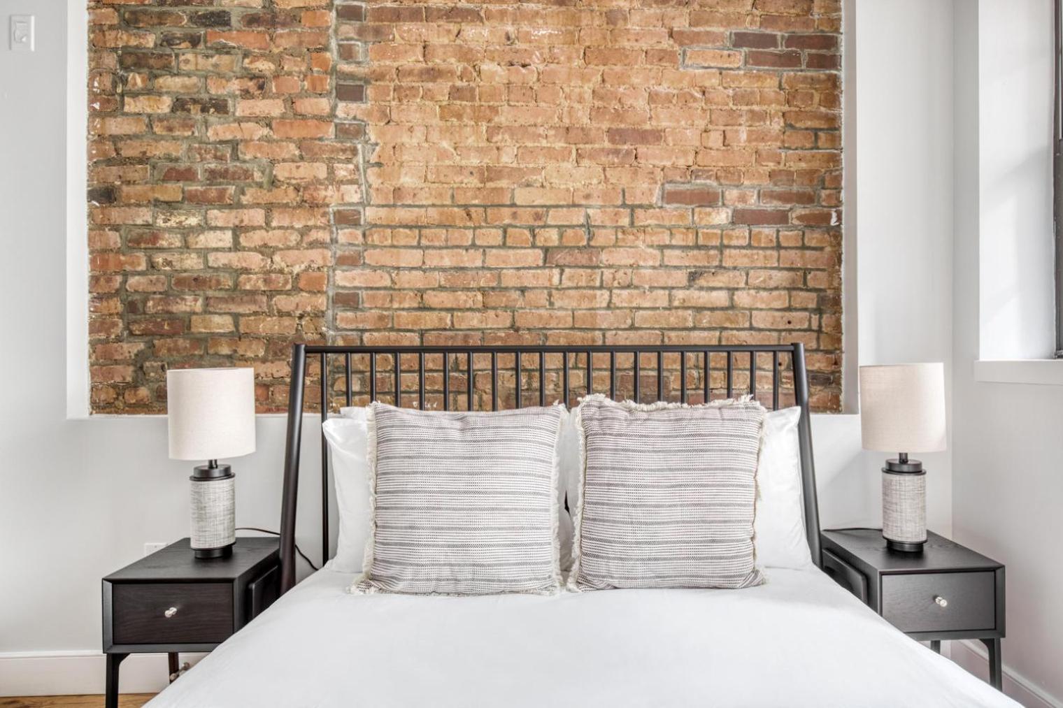 Downtown Bk 1br W Roof Gym Nr Train Nyc-698 Apartamento
